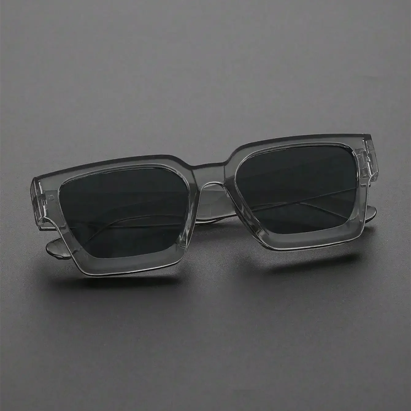 Unisex Plastic Fashion Square Frame Sunglasses For Street Photography And Beach Trips Driving Accessories