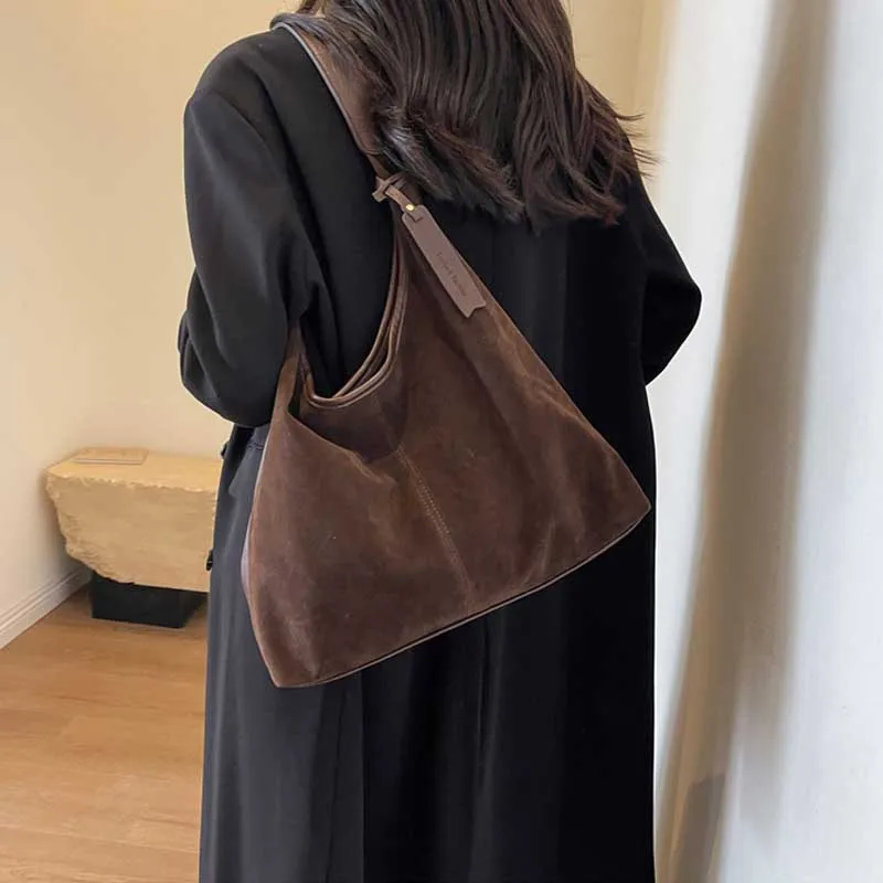 Women Suede Shoulder Bag with Zipper Hobo Bags Large Capacity Handbag Slouchy Bag Commuter Travel Bag Purses and Handbags