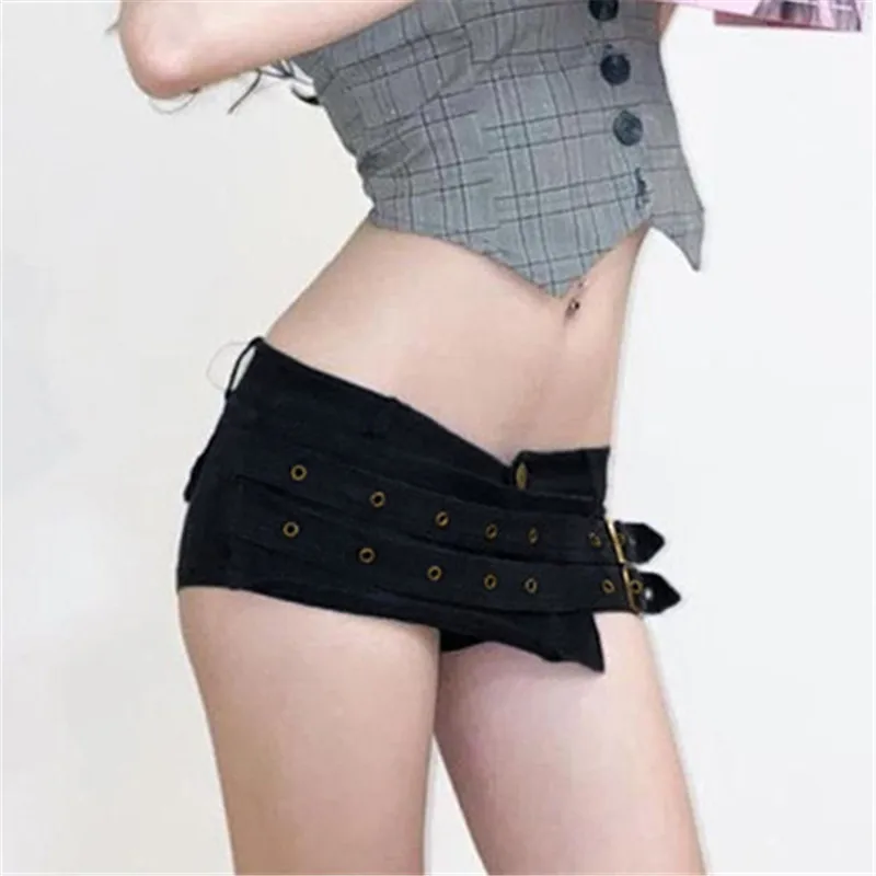Goth Dark Punk Style Metal Buckle Ultrashort Pants Mall Goth Low Waist Skinny Shorts Cyber Y2K Streetwear Women Alt Hot Pants