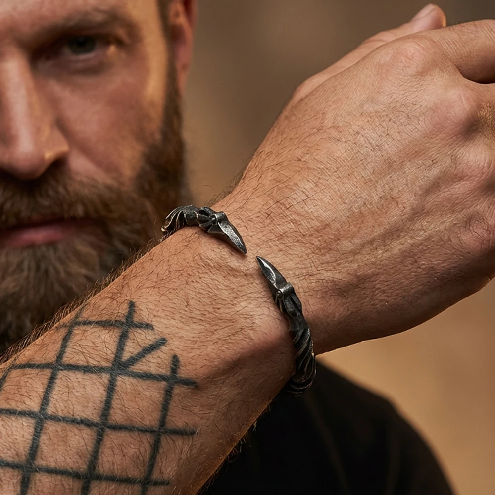 Viking Odin’s Ravens Head Bracelet Stainless Steel Twisted Open Cuff Norse Mythology Amulet Wristband for Men with wood box