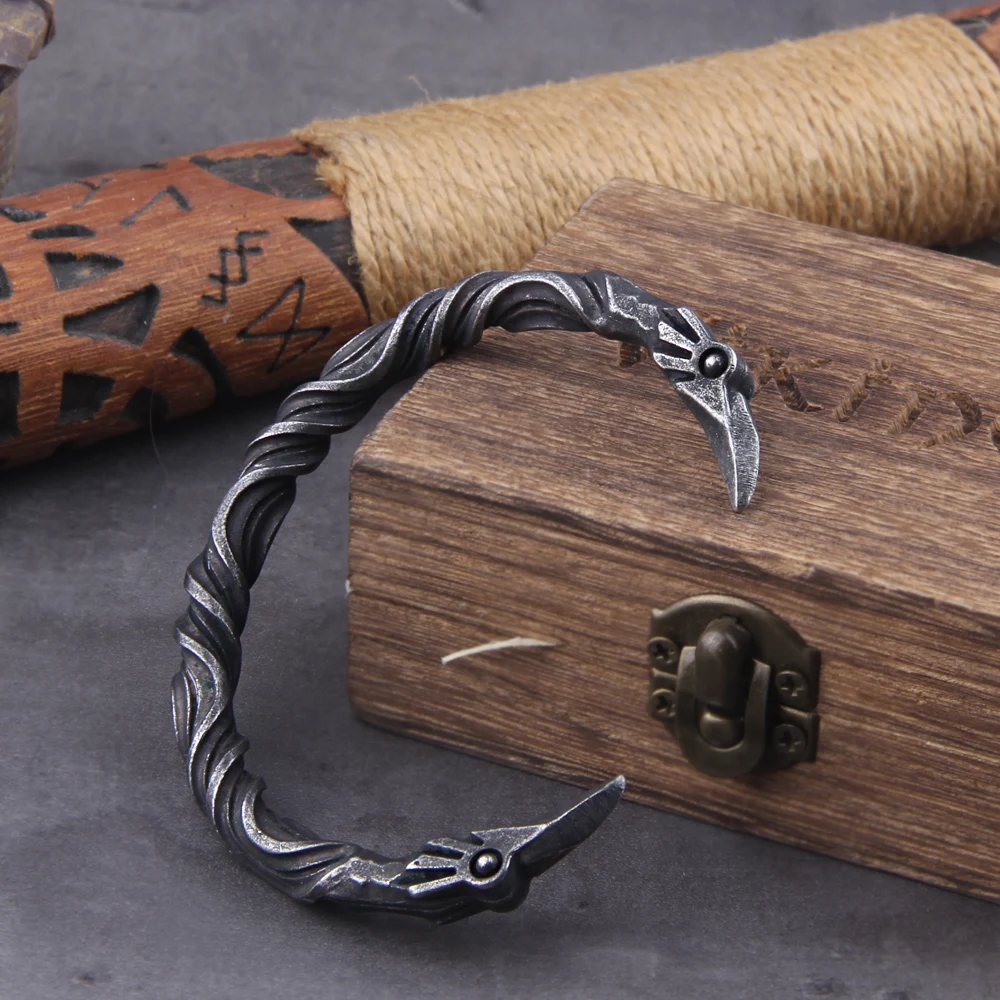Viking Odin’s Ravens Head Bracelet Stainless Steel Twisted Open Cuff Norse Mythology Amulet Wristband for Men with wood box