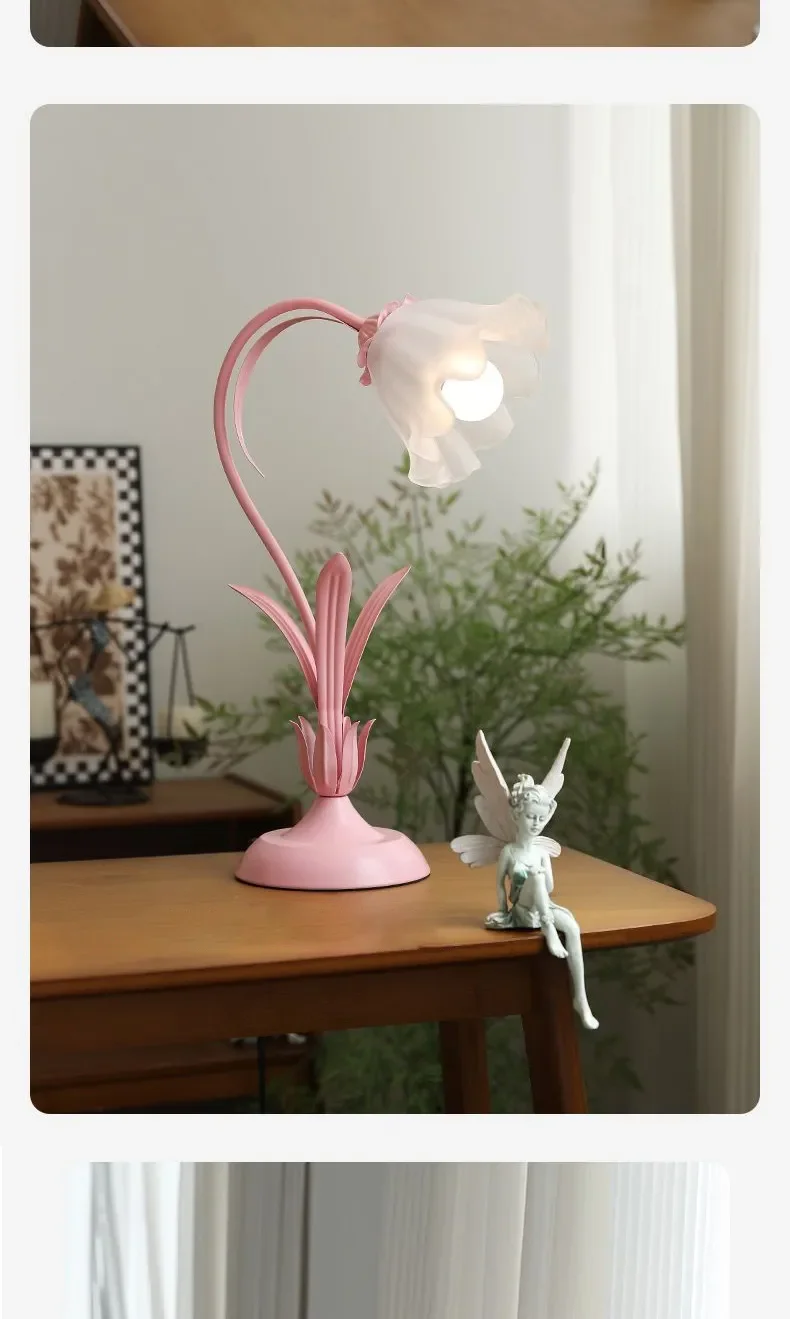 French Romantic Flower Desk Lamp Retro Atmosphere Sense Bedside Table Lights Cream Style Pastoral Country for Home Bedroom