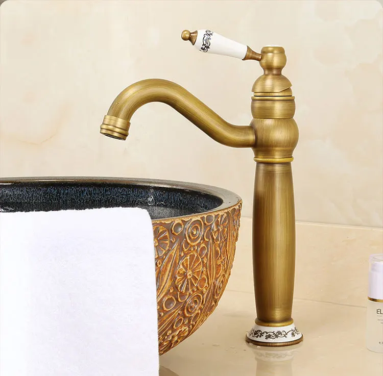 Brass Brushed gold vintage Basin Faucet Bathroom cabinet wash Basin Hot and Cold Water Faucet splash-proof XT-450