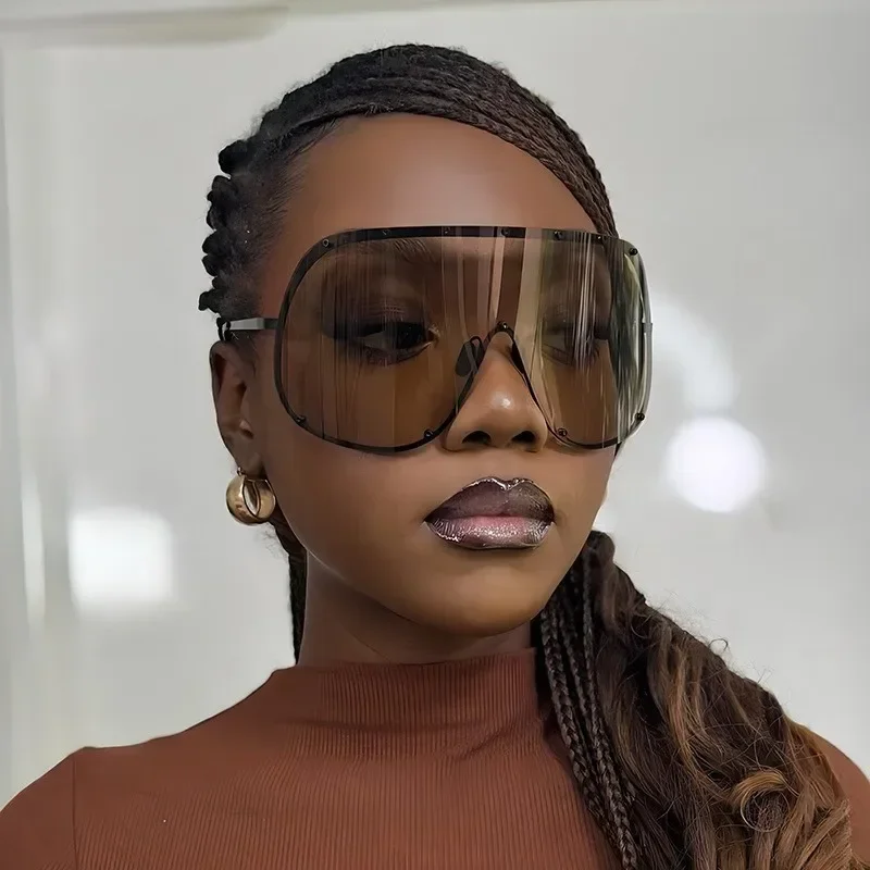 New Fashionable Oversized Oval Shaped Sunglasses For Women Borderless Summer UV Resistant Glasses Outdoor Photography Eyewears