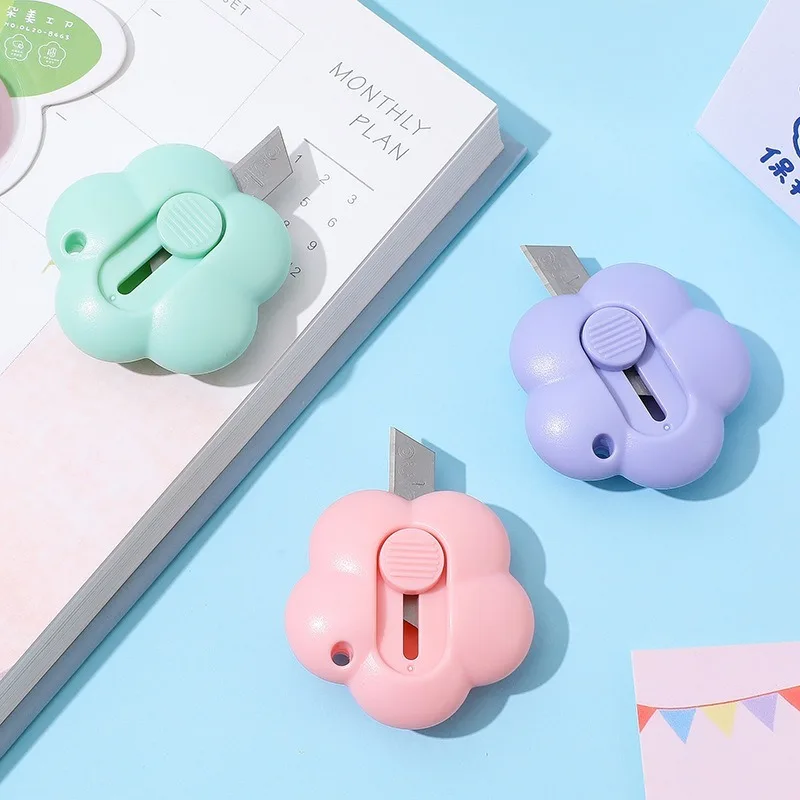 Lovely Flowers Portable Utility Knife Paper Cutter Cutting Paper Razor Blade Letter Envelope Opener Knife Office Stationery