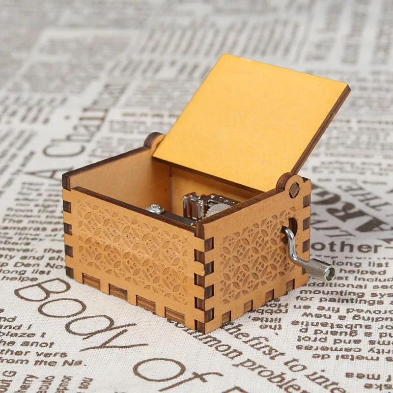 Pok É Mon Music Box Ornaments girl Party Wooden Hand Cranked Musical Box Valentine's Day Birthday Holiday Christmas Gifts Hot