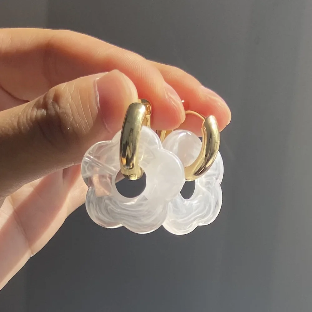 2024 New Multicolor Transparent Acrylic Resin Marbling Flower Drop Earrings for Women Gold Color Ear Buckle Fashion Jewelry
