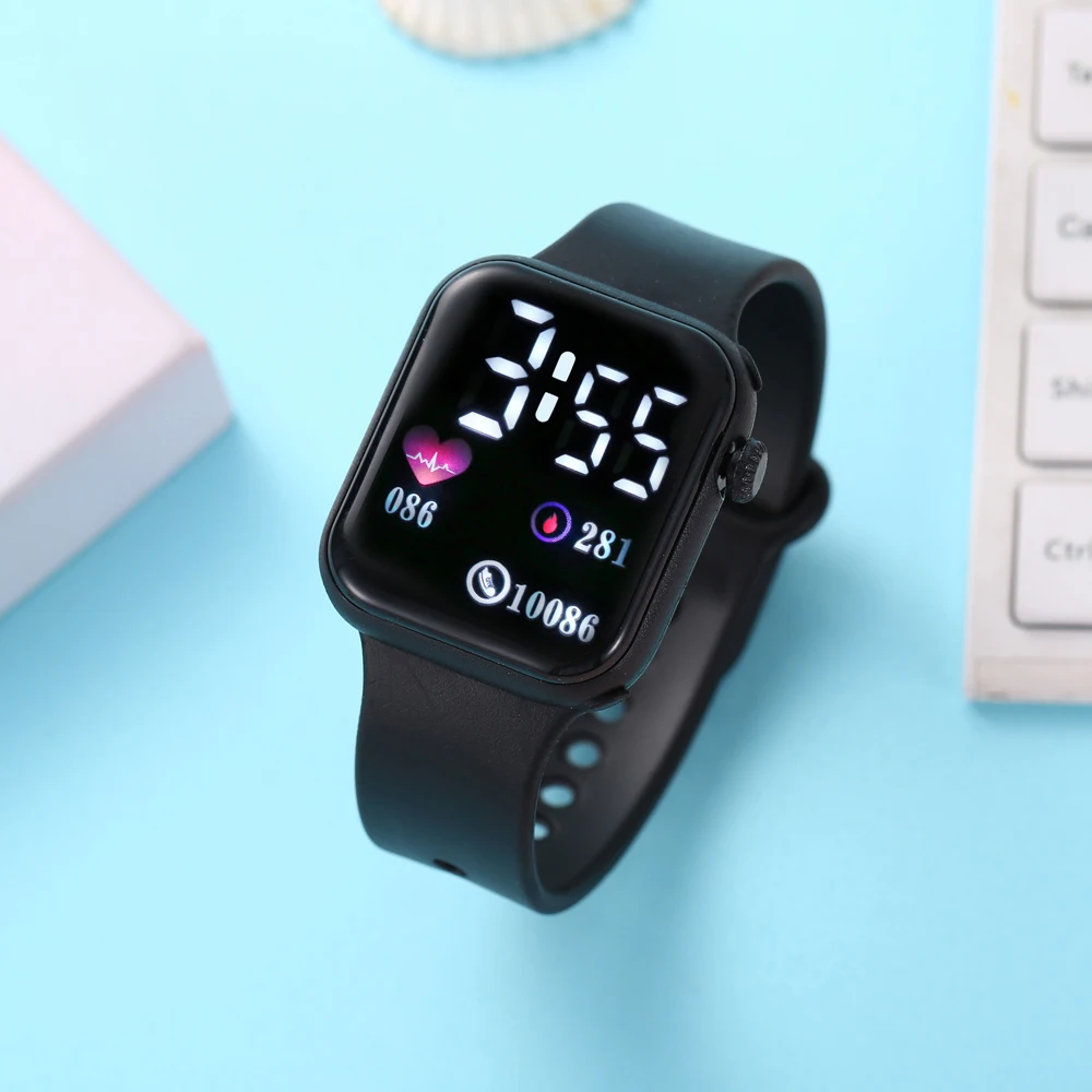 Love Oriented LED Electronic Watch, Fashionable and Casual Square Outdoor Waterproof Electronic Watch