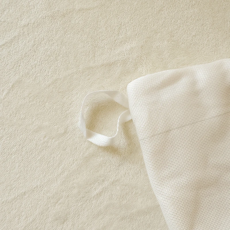 Bonenjoy 1pc Plush Duvet Cover Warm Quilts Cover Skin-friendly Bedding Solid Color Comforter Covers 이불커버 (No Pillowcase)
