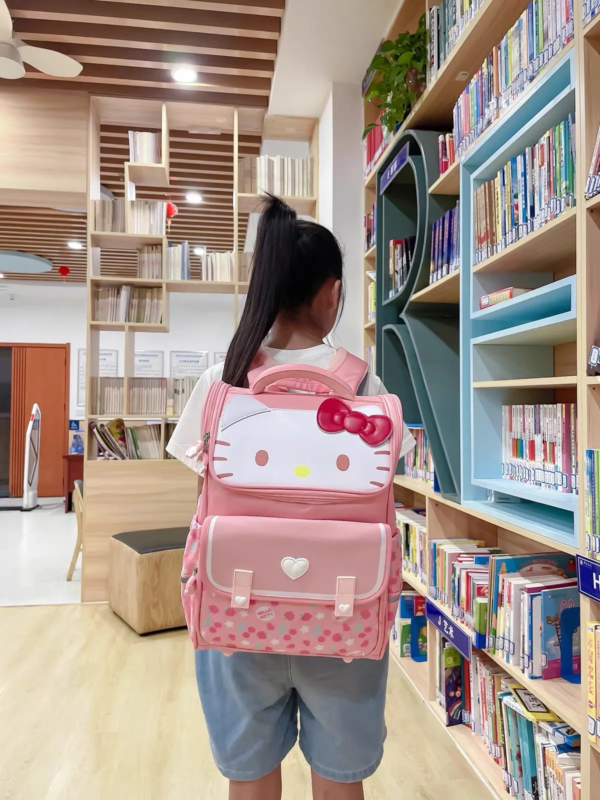 Sanrio Kuromi Primary School Daily Use Bag Ergonomic Multi-Compartment Lightweight Spine Support Wide Shoulder Straps Backpack