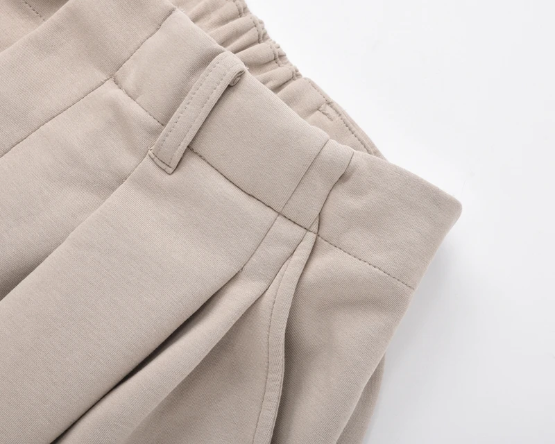 Old Money Aesthetic Shorts Men Elastic Waist Wide Leg Relaxed Fit Casual Dress Business Shorts Lightweight Solid Color Pleated
