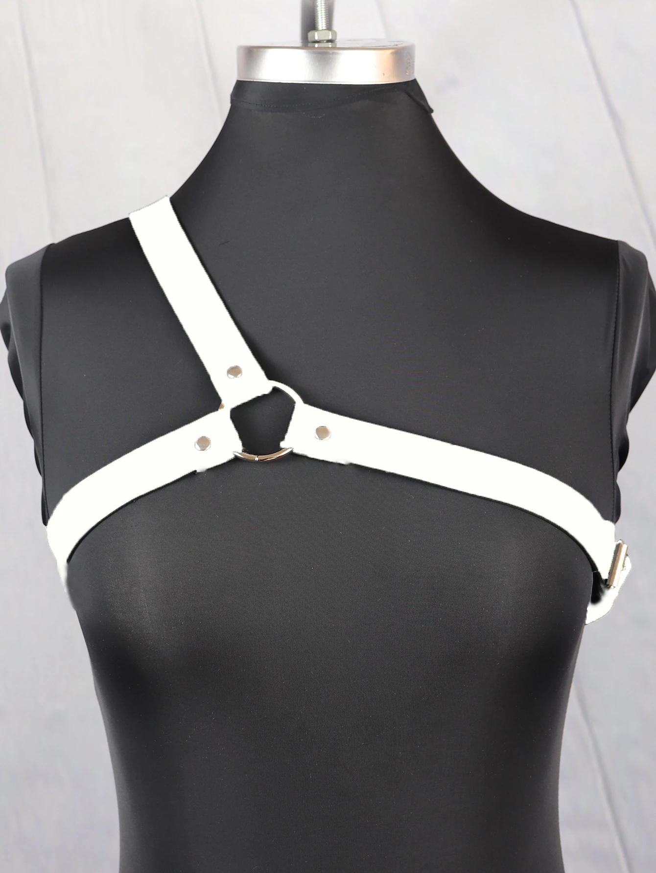 Women Single Fashion Shoulder Strap PU Leather Harnesses Belt Adjustable Punk Goth Clothing Y2k Accessories
