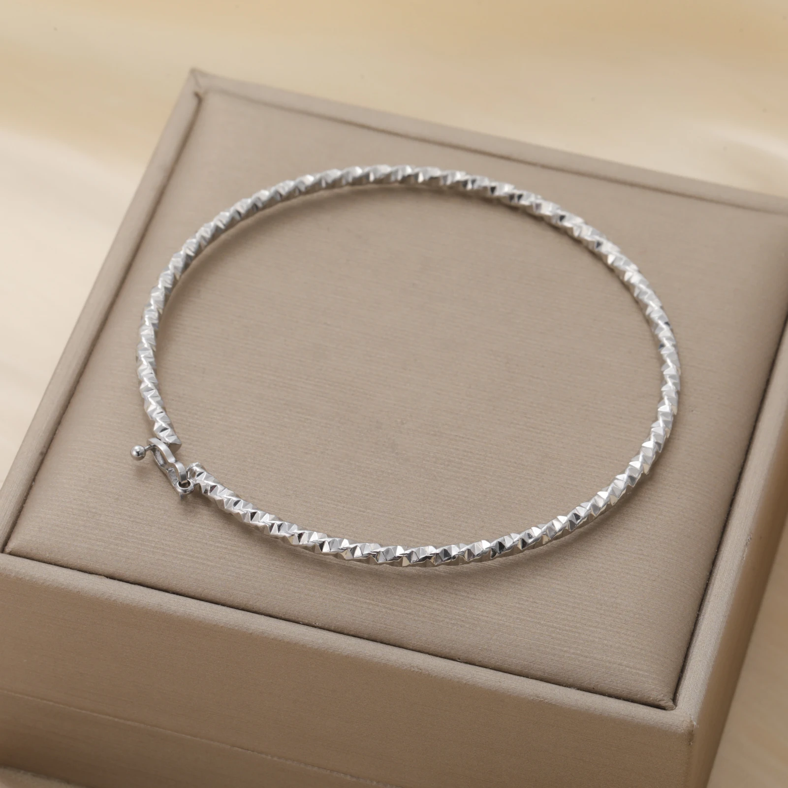 Cazador Stainless Steel Bracelet for Women Gold Plated Bangles Waterproof Jewelry Party Wedding Birthday Gift 2026 Trendy New