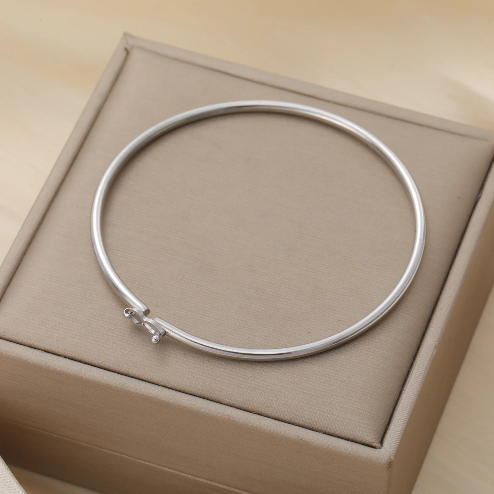 Cazador Stainless Steel Bracelet for Women Gold Plated Bangles Waterproof Jewelry Party Wedding Birthday Gift 2026 Trendy New