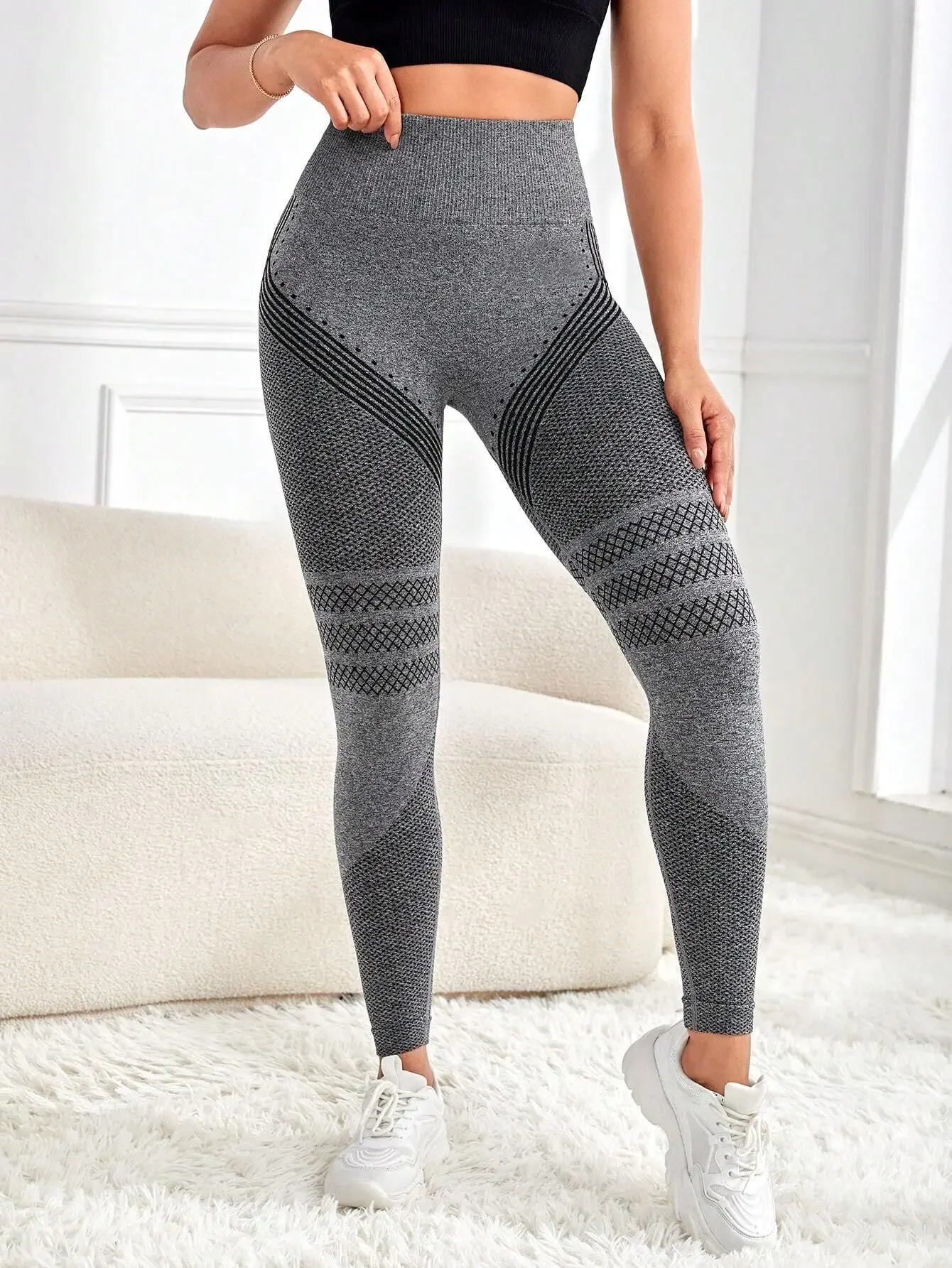 Seamless Knit Leggings for Women Elastic High Waist Tights Gym Trainning Hip Lift Quick Drying and Breathable Fitness Yoga Pants