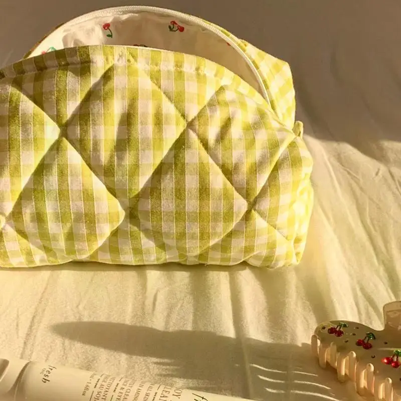 Fashion Checkered Floral Makeup Bag Large Capacity Portable Cosmetic Storage Bag Cotton Quilted Wash Bag Skincare Pouch