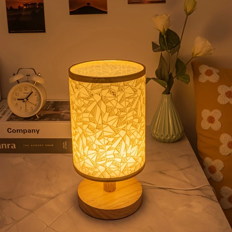 Fabric - Shaded Table Lamp, USB - Powered, Eye - Caring Warm Monochromatic Light, for Bedroom and Living Room Decoration.