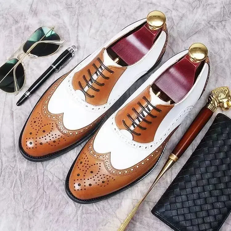Luxury Men Brogue Shoes High Quality Lace-Up Dress Shoes for Men All Match Oxford Shoe Fashion Point Toe Men Party Wedding Shoes