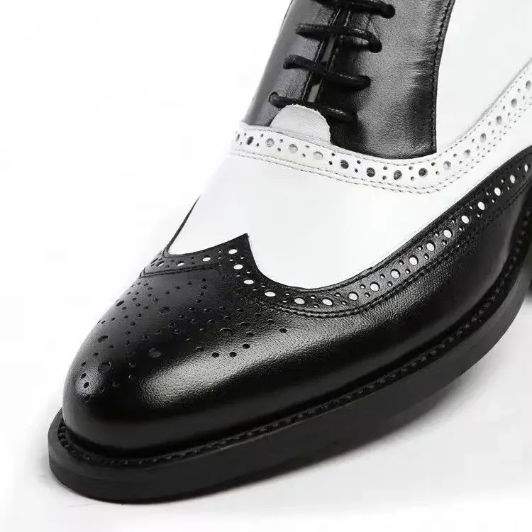 Luxury Men Brogue Shoes High Quality Lace-Up Dress Shoes for Men All Match Oxford Shoe Fashion Point Toe Men Party Wedding Shoes
