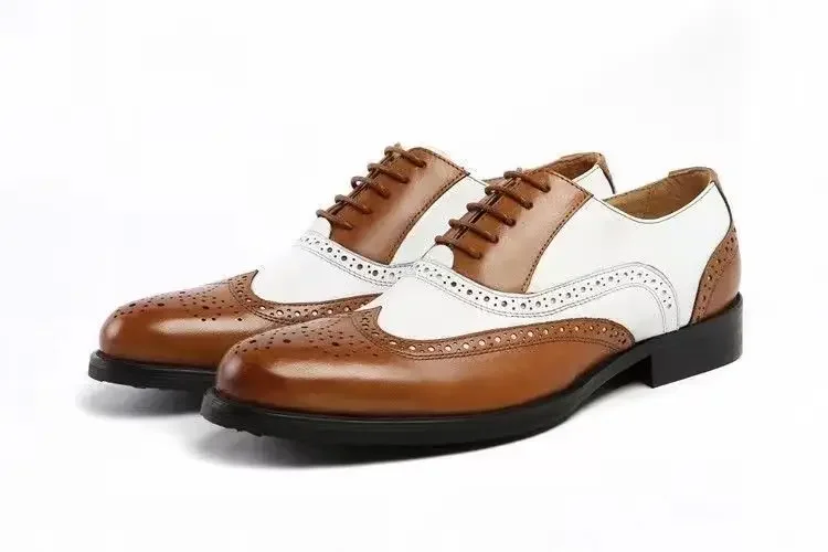 Luxury Men Brogue Shoes High Quality Lace-Up Dress Shoes for Men All Match Oxford Shoe Fashion Point Toe Men Party Wedding Shoes