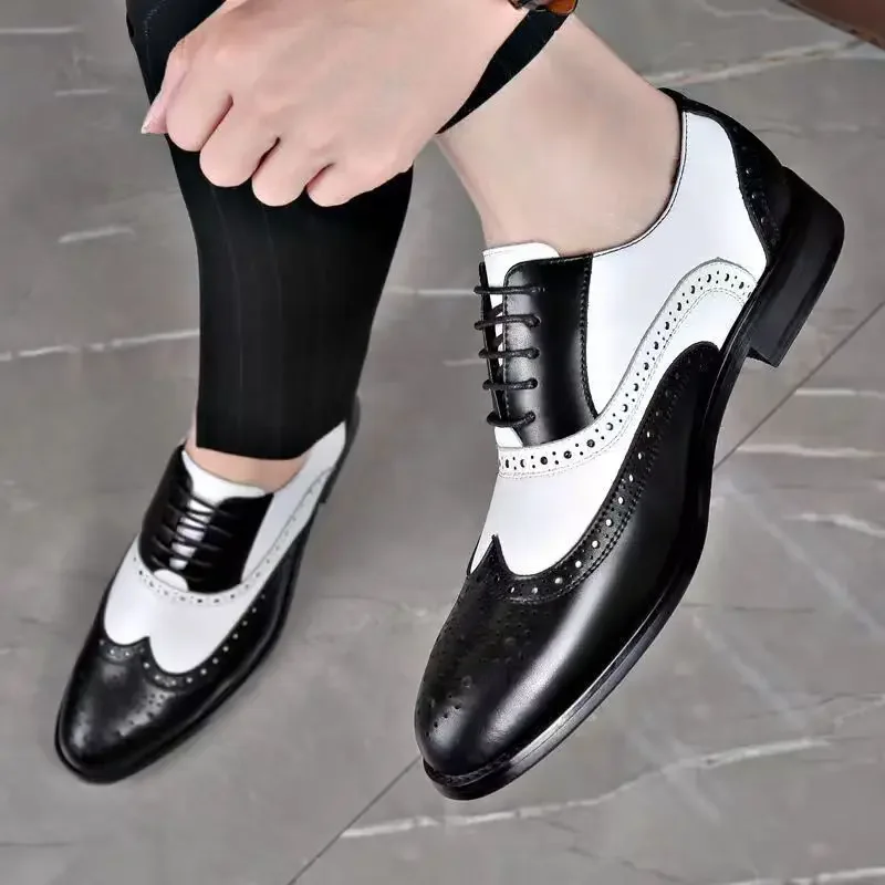 Luxury Men Brogue Shoes High Quality Lace-Up Dress Shoes for Men All Match Oxford Shoe Fashion Point Toe Men Party Wedding Shoes