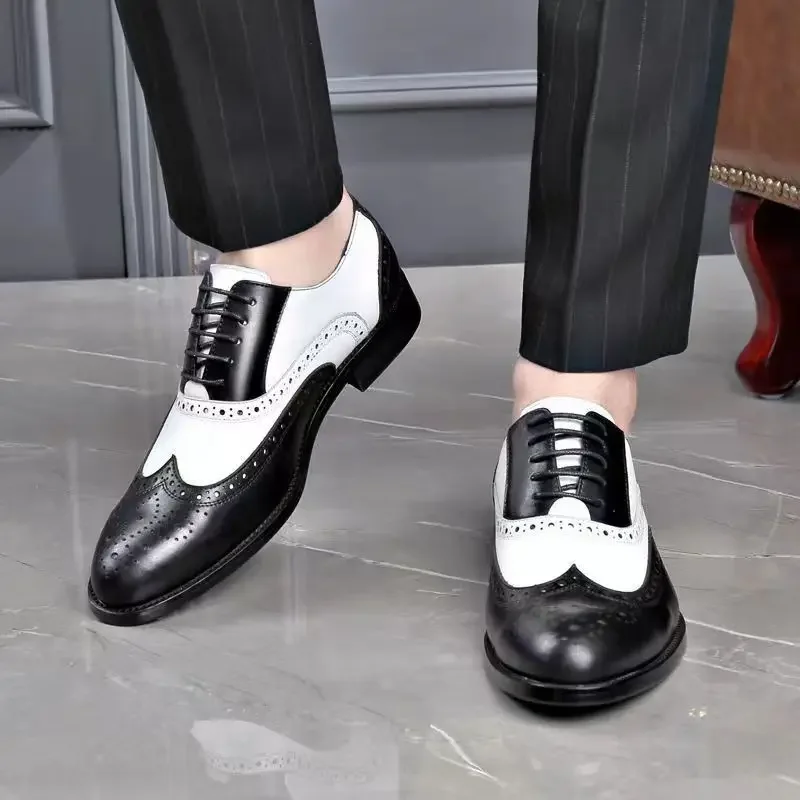 Luxury Men Brogue Shoes High Quality Lace-Up Dress Shoes for Men All Match Oxford Shoe Fashion Point Toe Men Party Wedding Shoes