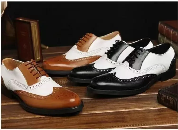 Luxury Men Brogue Shoes High Quality Lace-Up Dress Shoes for Men All Match Oxford Shoe Fashion Point Toe Men Party Wedding Shoes