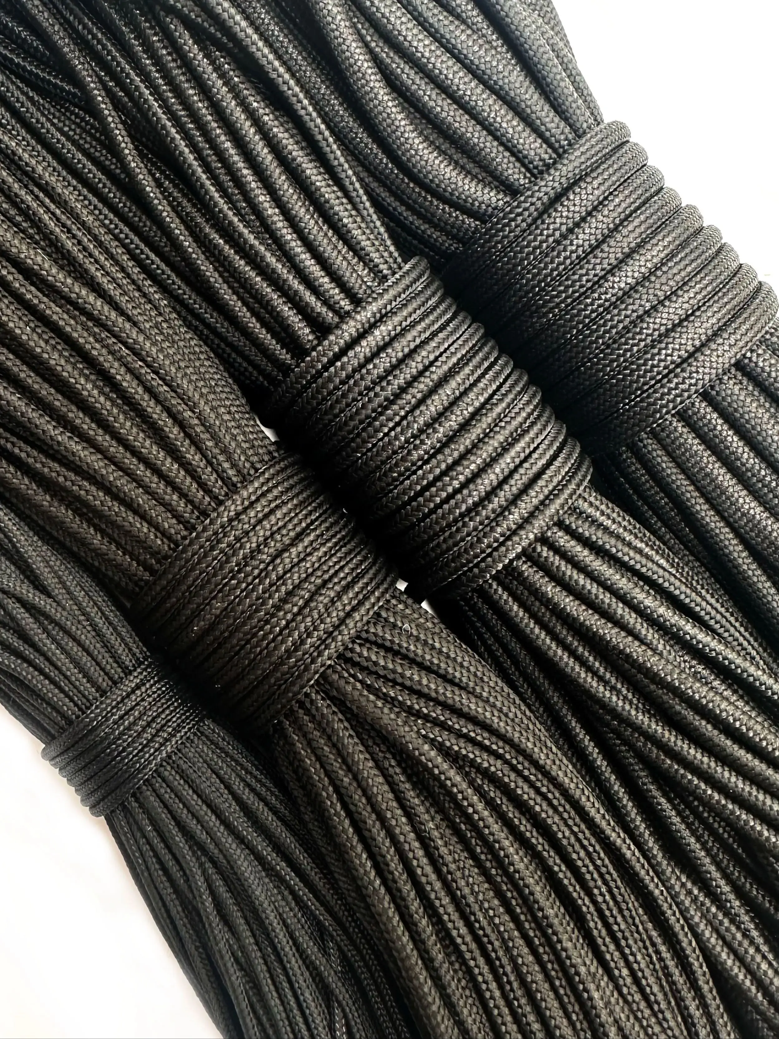 Paracord 1mm/2mm/3mm/4mm/5mm Diameter Parachute Rope Climbing Camping Survival Gear Parachute Rope Bracelet DIY Jewelry Findings