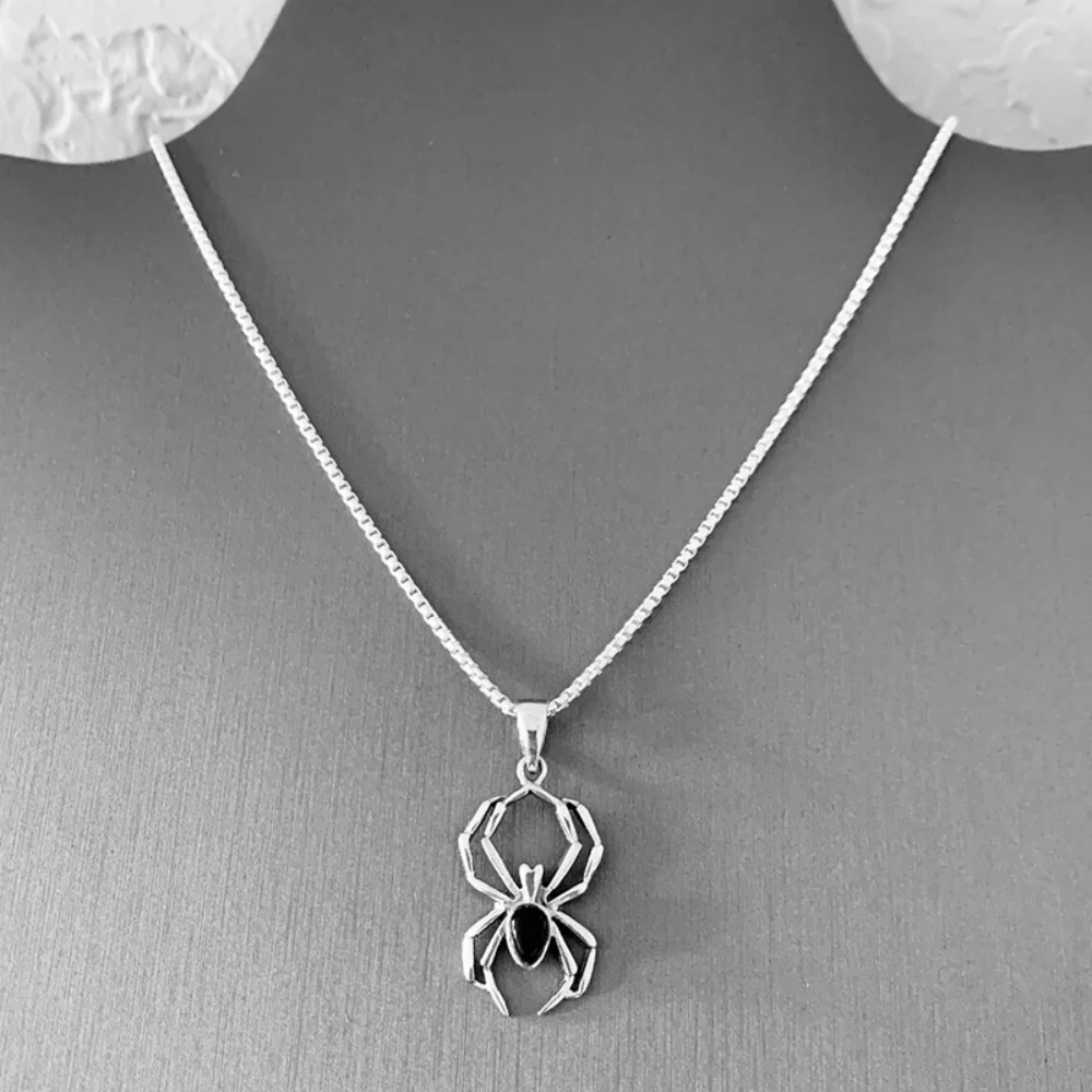 New Cute Spider Animal Pendant Necklace for Girls Silver Color Chain Necklace Y2K Style Women Neck Accessories Trendy Jewelry