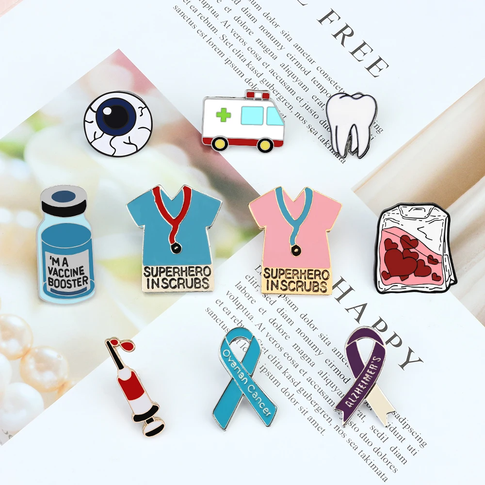 30 Styles Medical Enamel Brooch Syring Heart Stethoscope Pins for Nurse Doctor Cartoon Lovely Backpack Lapel Badge Jewelry Gifts