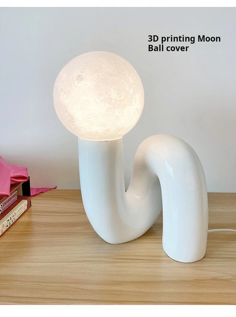 American-Style Nordic Resin Glass Atmosphere Bedroom Bedside Lamp Decoration Piece Art Tabletop Children's Room Desk Lamp G9