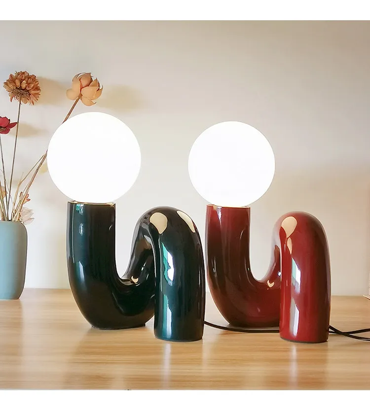 American-Style Nordic Resin Glass Atmosphere Bedroom Bedside Lamp Decoration Piece Art Tabletop Children's Room Desk Lamp G9