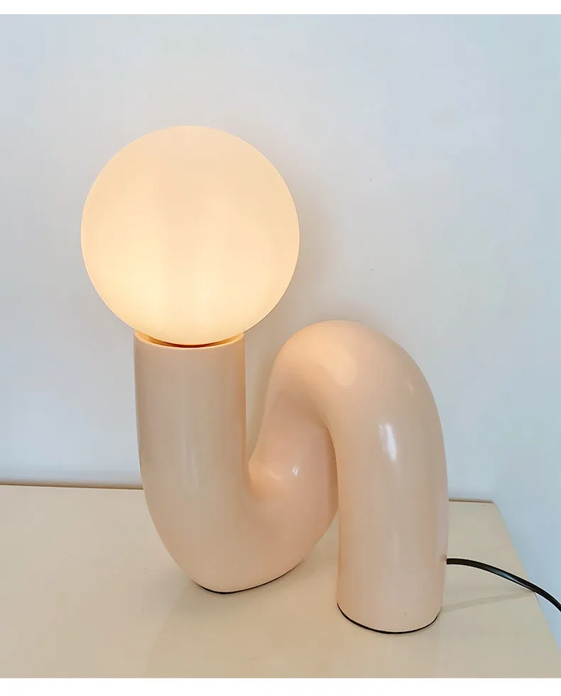 American-Style Nordic Resin Glass Atmosphere Bedroom Bedside Lamp Decoration Piece Art Tabletop Children's Room Desk Lamp G9