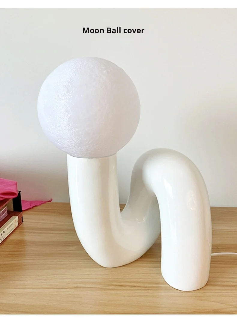 American-Style Nordic Resin Glass Atmosphere Bedroom Bedside Lamp Decoration Piece Art Tabletop Children's Room Desk Lamp G9