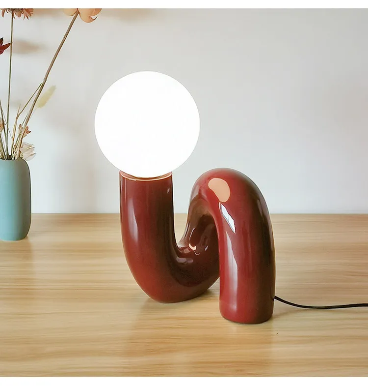 American-Style Nordic Resin Glass Atmosphere Bedroom Bedside Lamp Decoration Piece Art Tabletop Children's Room Desk Lamp G9