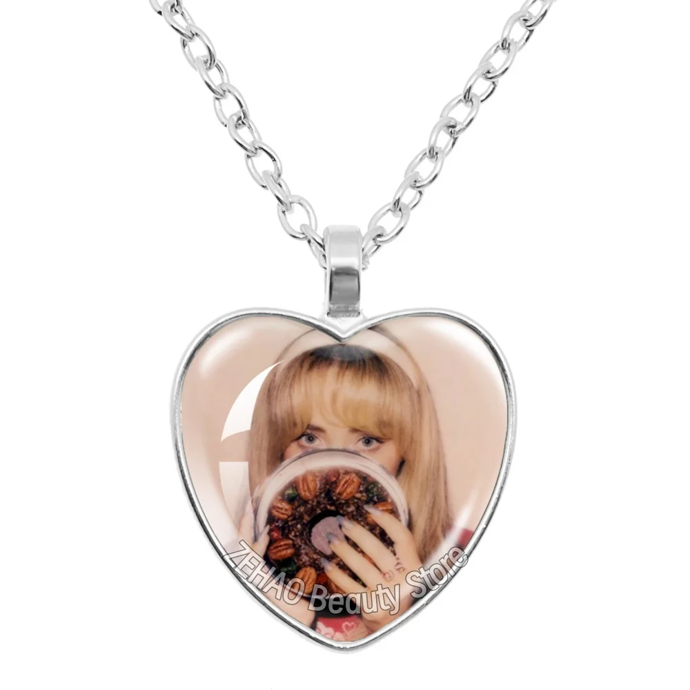 25mm Peach Heart Necklace Famous Character Sabrina Carpenter Funny Singer Accessories Glass Cabochon Pendant For Fans Gift
