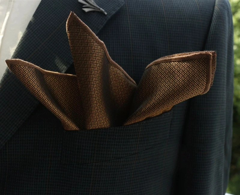 24cm Classic Solid Color White Brown Pocket Square Gentleman Elegant Polyester Handkerchief Wedding Business Hanky Men Cravat