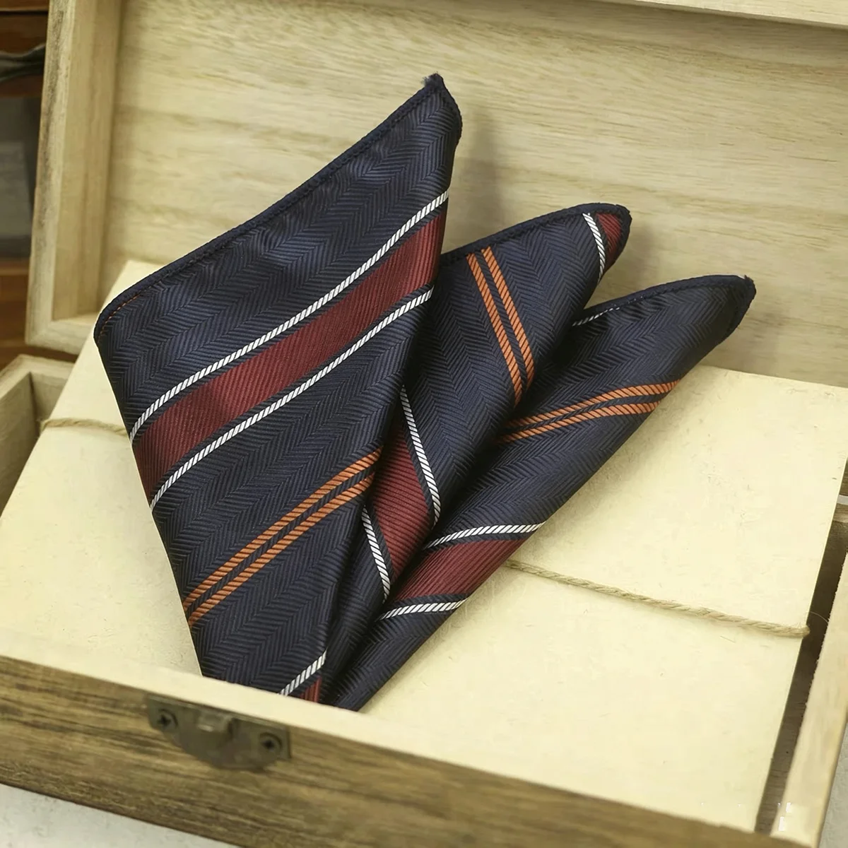 23CM New Trendy Striped Pocket Square Luxury Mens White Dots Polyester Woven Handkerchief Wedding Groom Tuxedo Accessories Hanky