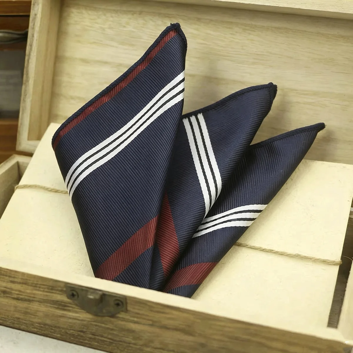23CM New Trendy Striped Pocket Square Luxury Mens White Dots Polyester Woven Handkerchief Wedding Groom Tuxedo Accessories Hanky