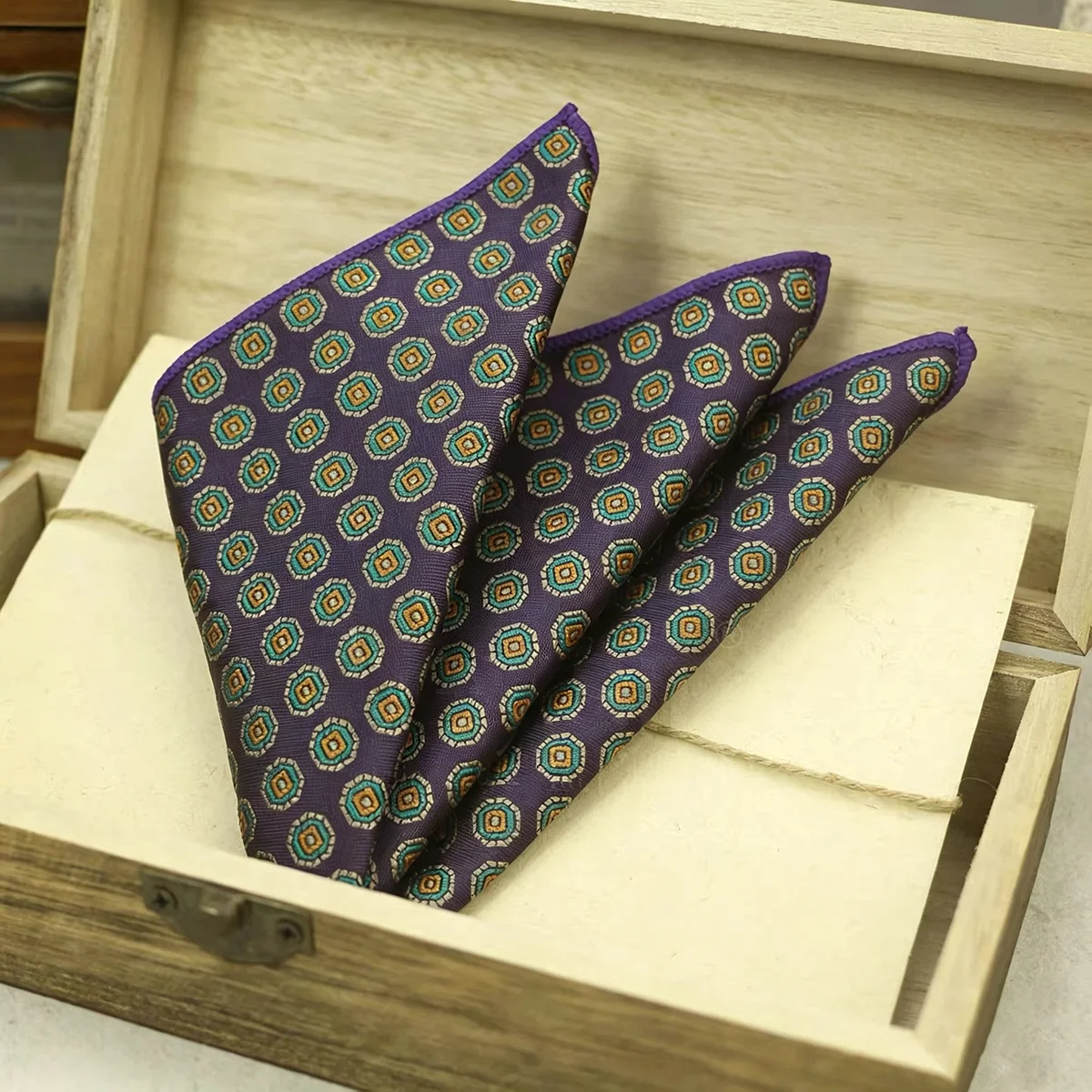 23CM New Trendy Striped Pocket Square Luxury Mens White Dots Polyester Woven Handkerchief Wedding Groom Tuxedo Accessories Hanky