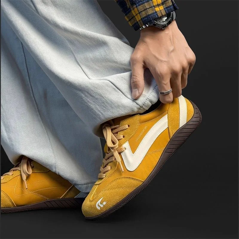 2026 New Couple Style Casual Athletic Shoes - Thin-Soled, Low-Top Sneakers, Trendy, Versatile Racing Shoes