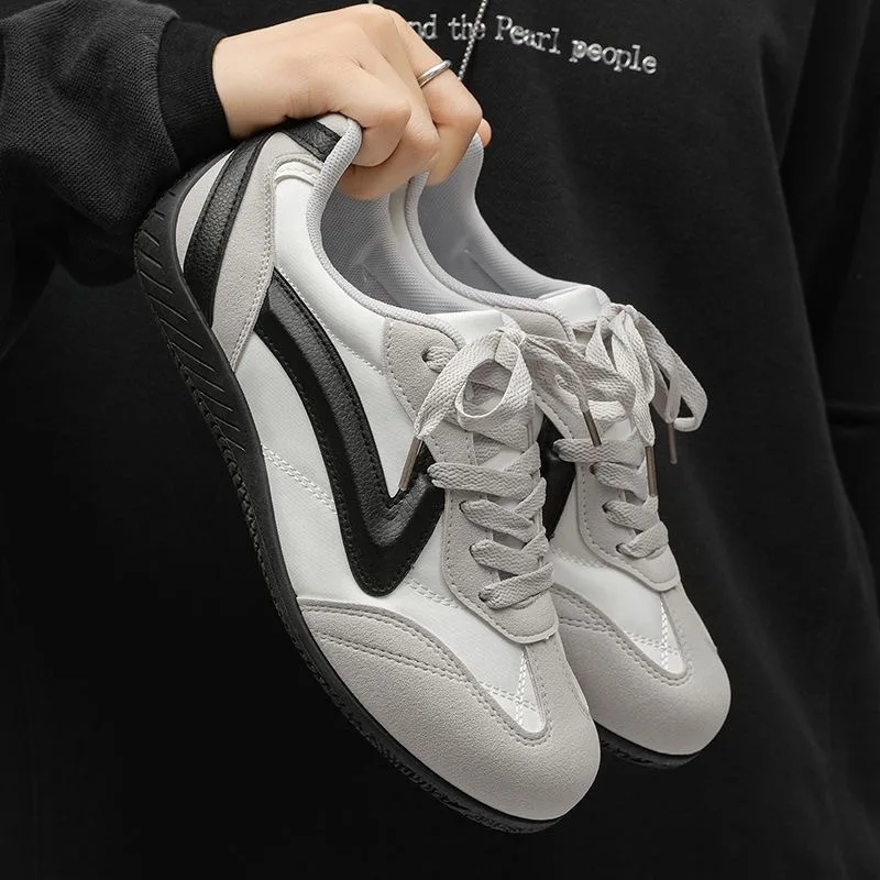 2026 New Couple Style Casual Athletic Shoes - Thin-Soled, Low-Top Sneakers, Trendy, Versatile Racing Shoes