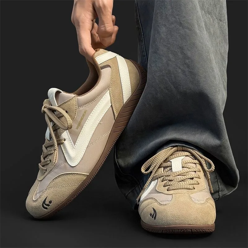 2026 New Couple Style Casual Athletic Shoes - Thin-Soled, Low-Top Sneakers, Trendy, Versatile Racing Shoes