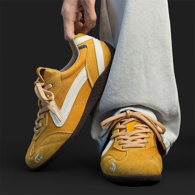 2026 New Couple Style Casual Athletic Shoes - Thin-Soled, Low-Top Sneakers, Trendy, Versatile Racing Shoes