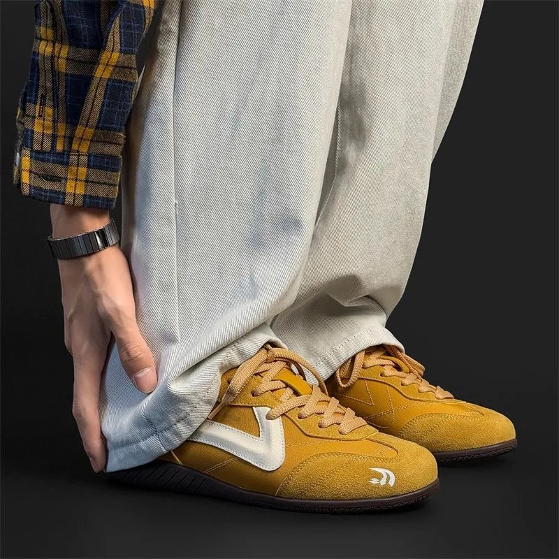 2026 New Couple Style Casual Athletic Shoes - Thin-Soled, Low-Top Sneakers, Trendy, Versatile Racing Shoes