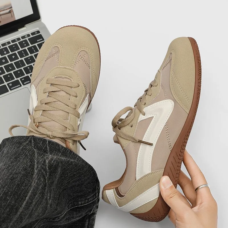 2026 New Couple Style Casual Athletic Shoes - Thin-Soled, Low-Top Sneakers, Trendy, Versatile Racing Shoes