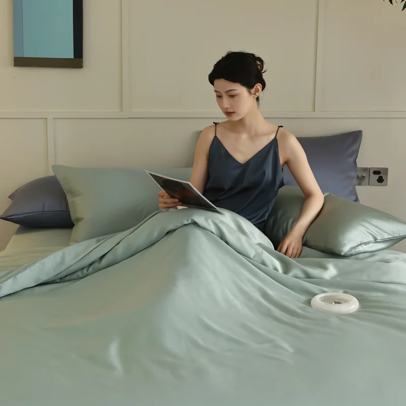 Mulberry Silk Duvet Cover 1PC Quilt Cover Solid Color Smooth Comforter Cover with Zipper Closure Double King Queen Size Bedding