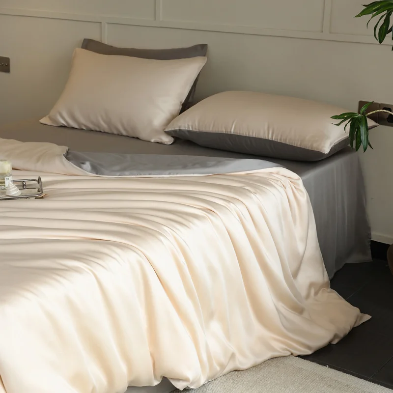Mulberry Silk Duvet Cover 1PC Quilt Cover Solid Color Smooth Comforter Cover with Zipper Closure Double King Queen Size Bedding