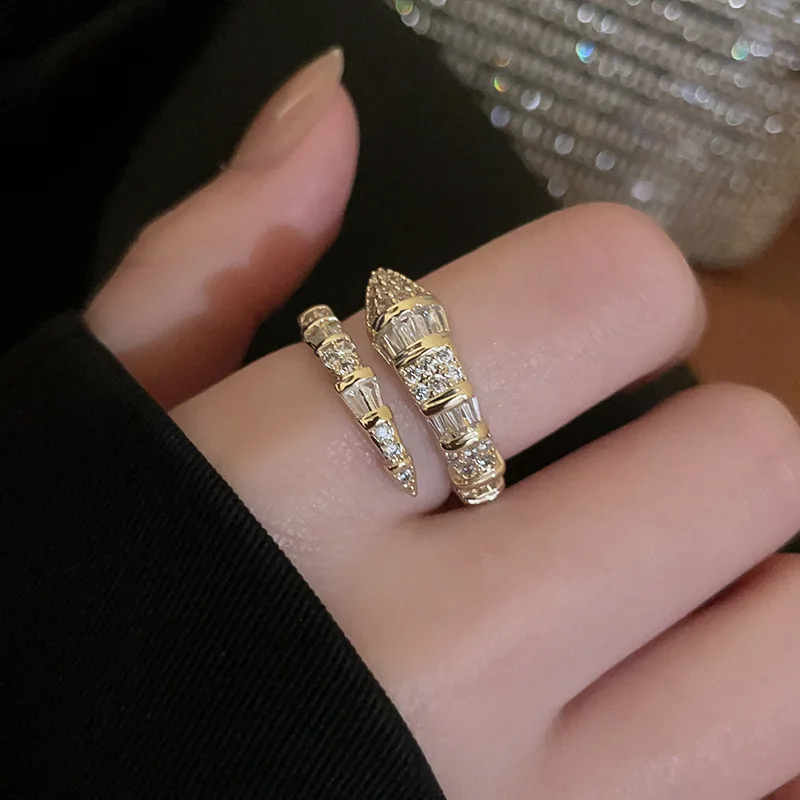 Versatile Fashion Trendy Snake Shaped Opening Rings for Women High-end Exquisite Zircon Adjustable Rings Jewelry Accessories