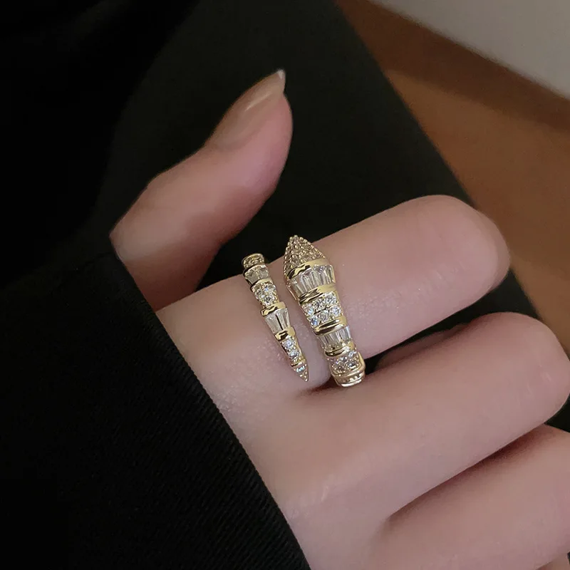 Versatile Fashion Trendy Snake Shaped Opening Rings for Women High-end Exquisite Zircon Adjustable Rings Jewelry Accessories